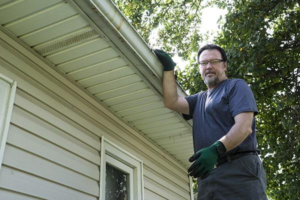 Leawood Gutter Cleaning employees